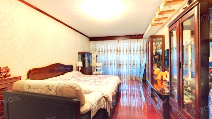 奥林花园二手房实景图