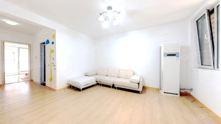 璟台二手房实景图