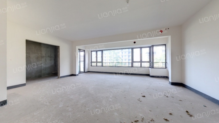 龙湖春江天镜江涞二手房实景图