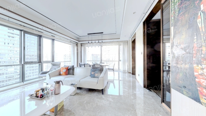 融创滨江壹号院二手房实景图