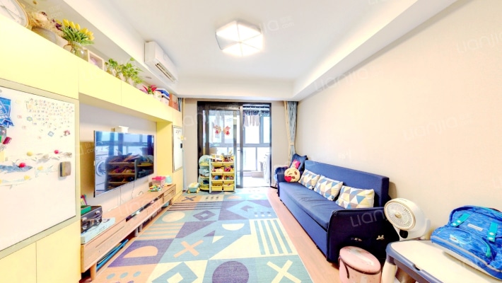 嘉誉山E区二手房实景图