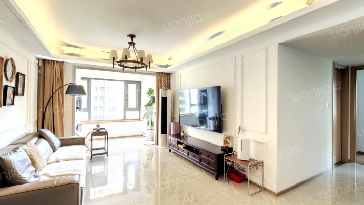 中南樾府二手房实景图