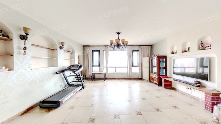 普罗旺世罗曼维森东院二手房实景图