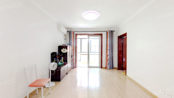 双威迎宾广场二手房实景图