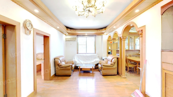 福利院宿舍二手房实景图