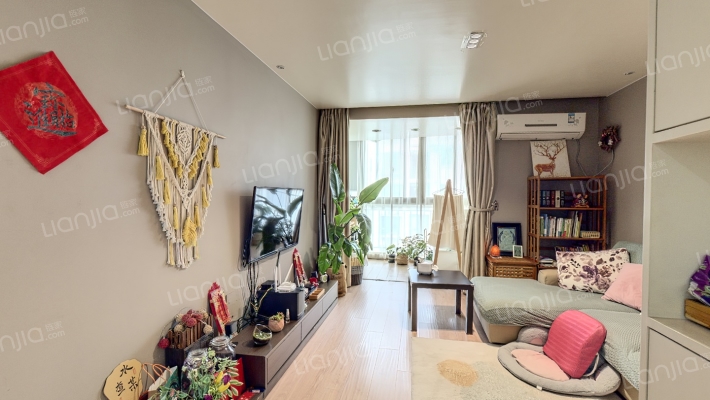 金鹤新城双佳翠庭二手房实景图