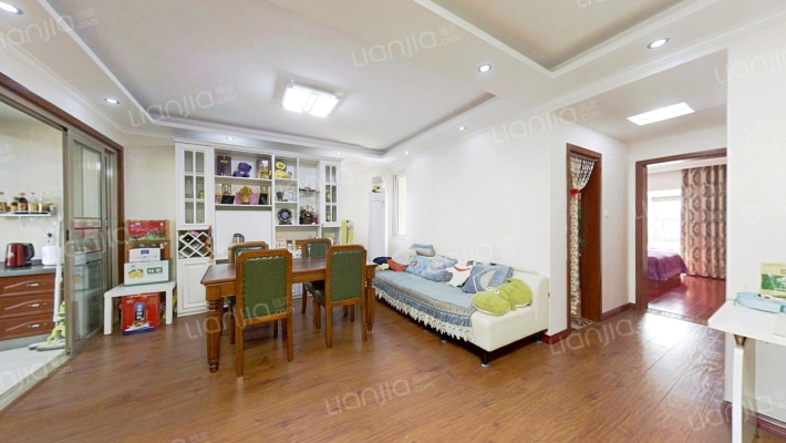 加州阳光二手房实景图