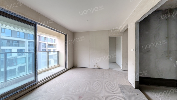 天宸誉璟二手房实景图