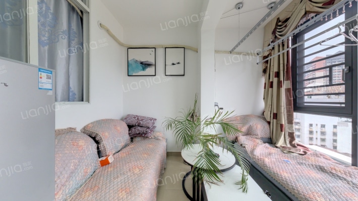 龙景茗苑二手房实景图