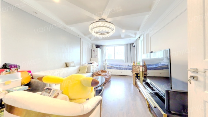 海天公寓二手房实景图