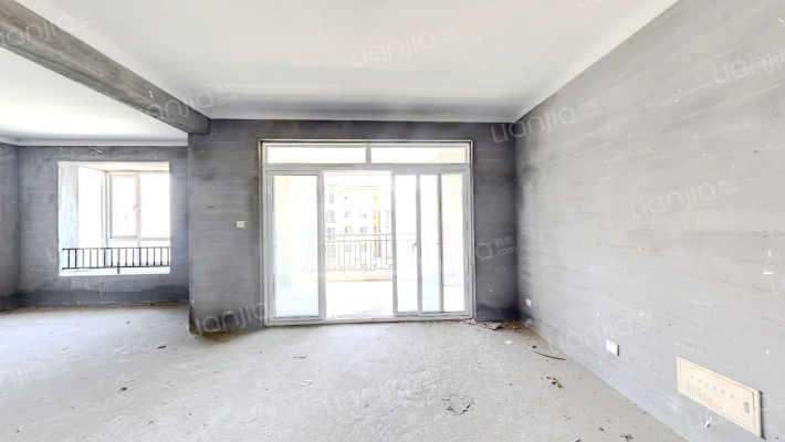 富润家园二手房实景图