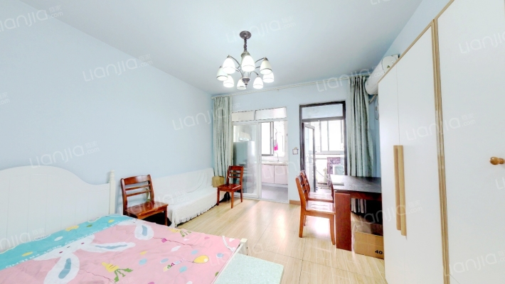 南滨国际二手房实景图