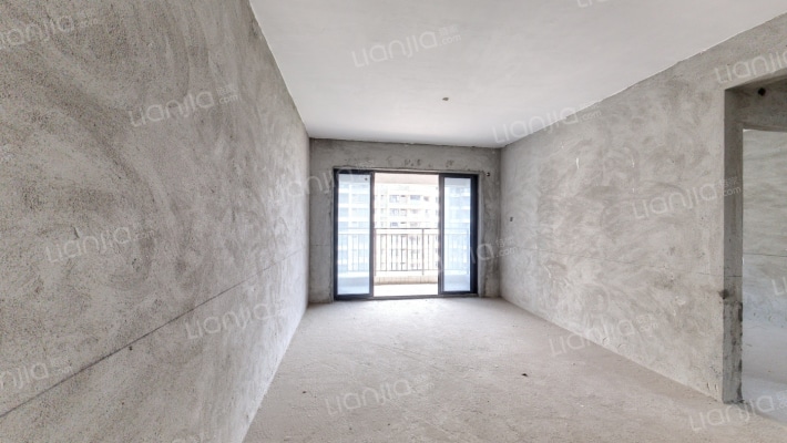 富湾国际二手房实景图