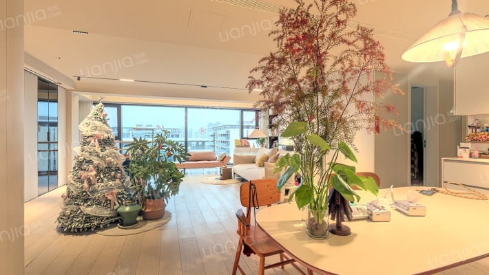 中国铁建西派金沙二手房实景图