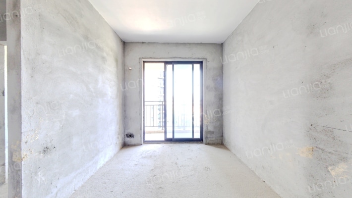 嘉盈名苑二手房实景图