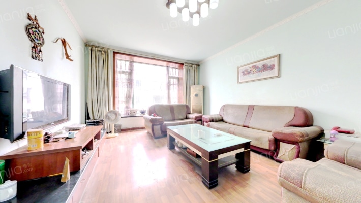 青水美居壹期二手房实景图