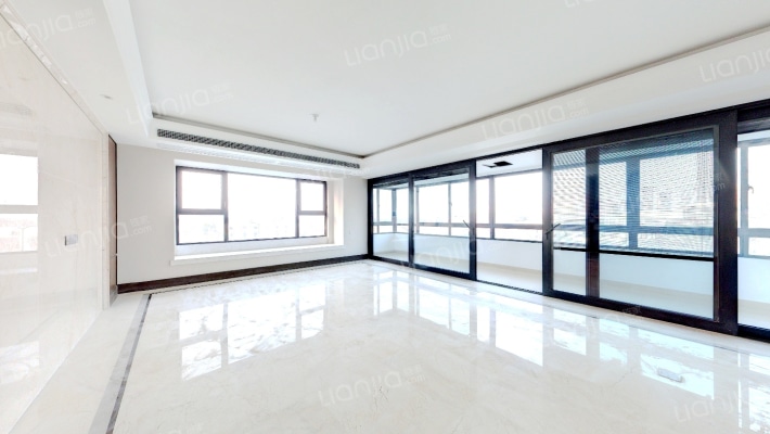 天鹅堡花园二手房实景图