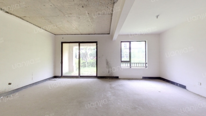 中海御湖世家东区二手房实景图