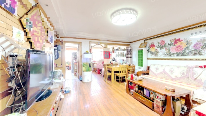 青岛山花园二手房实景图