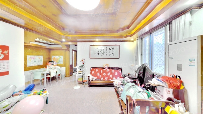 博士花园二手房实景图