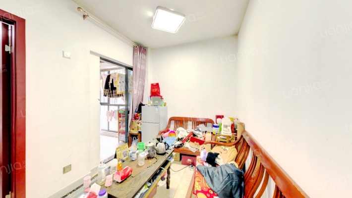 岳峰新城一区二手房实景图