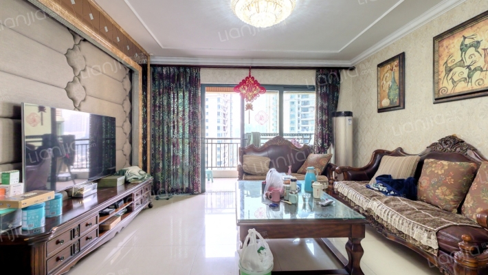 恒大绿洲B区二手房实景图