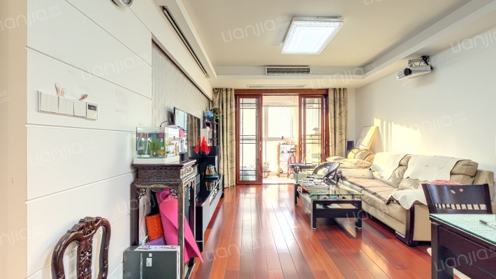 曹杨五月天二手房实景图