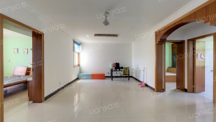 东虹花苑南二手房实景图