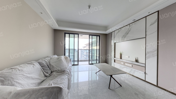 鹿溪樾府二手房实景图