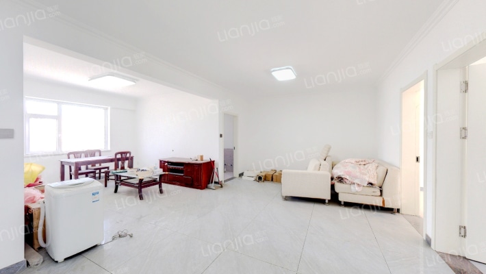 嵛景华城二手房实景图