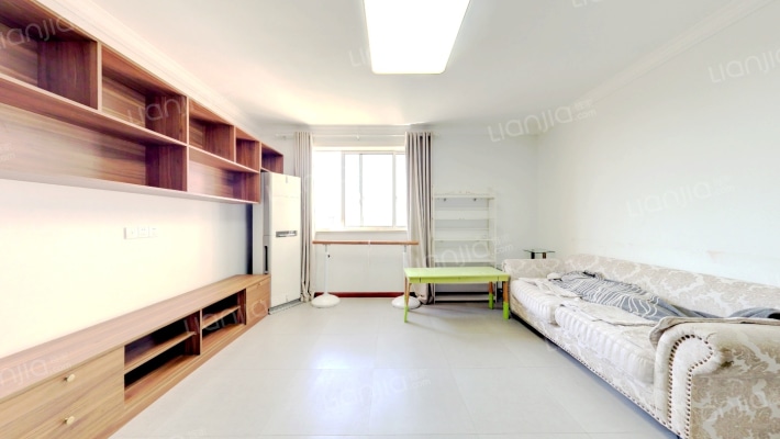 曲阳花苑二手房实景图