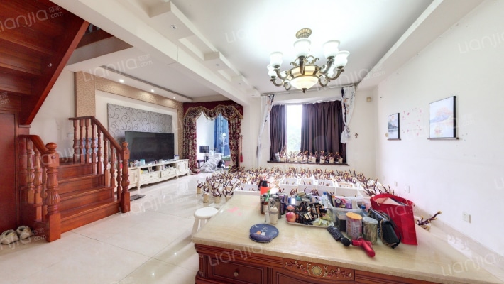 成都花园朗庭园二手房实景图