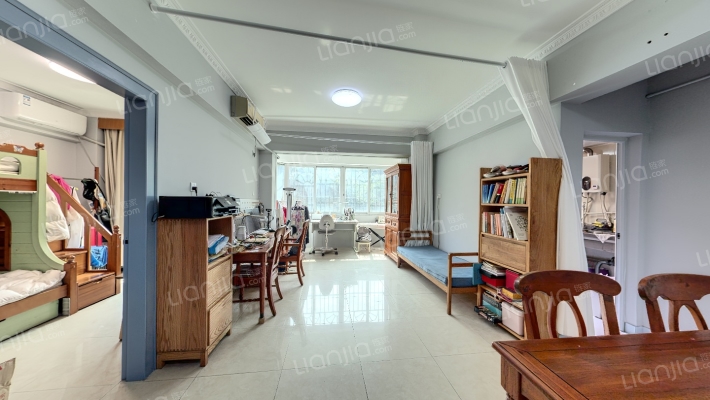 怡海大厦二手房实景图