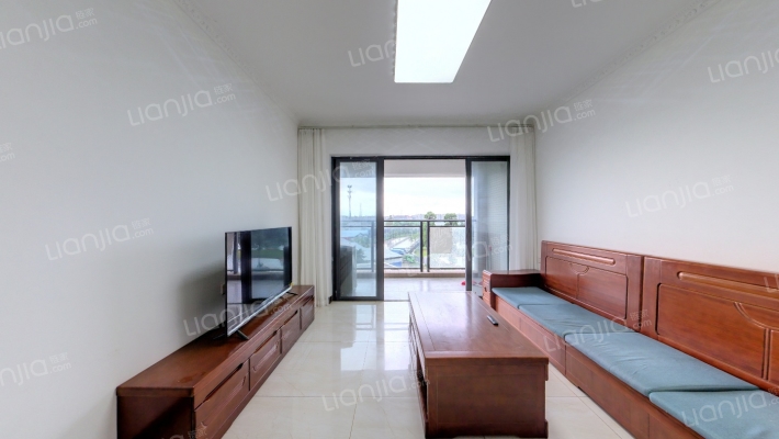 逸丰华庭二手房实景图