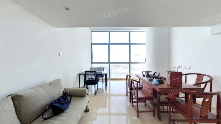 港航中心二手房实景图