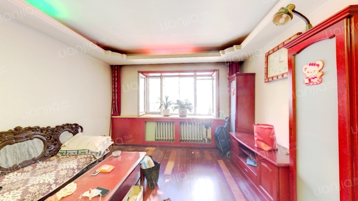 鸿朗花园北区二手房实景图