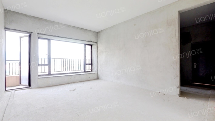 中信富春山居二手房实景图