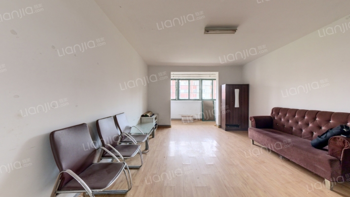 空港公寓B区二手房实景图