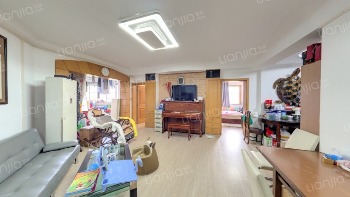 远龙公寓二手房实景图