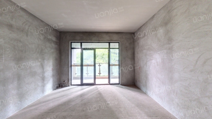 皇冠国际二手房实景图