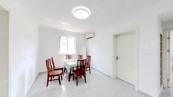 朱梅小区二手房实景图