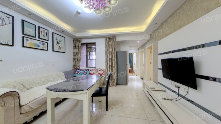 绿地海外滩一期二手房实景图