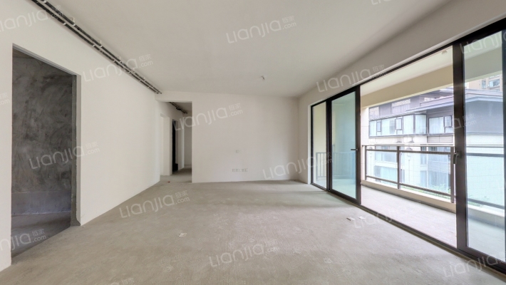 龙湖听蓝湾二期二手房实景图