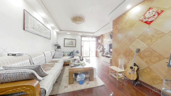 空港嘉园综合楼二手房实景图