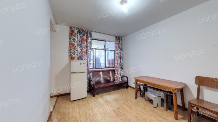 牧电路22号院二手房实景图