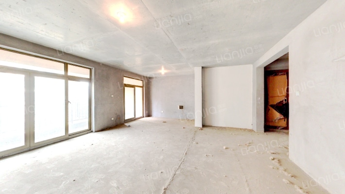 天山熙湖二手房实景图