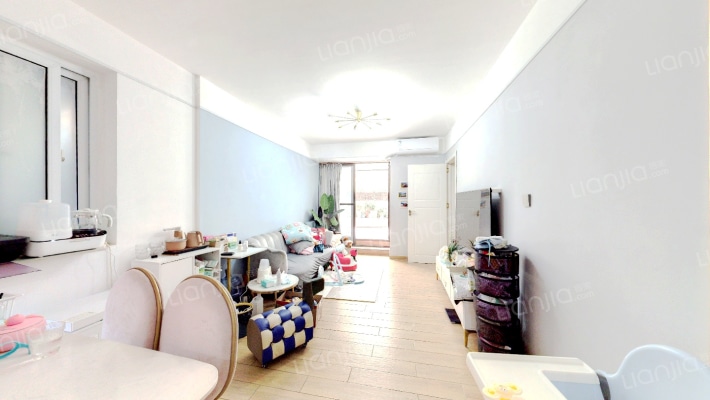 泛悦城市广场二手房实景图