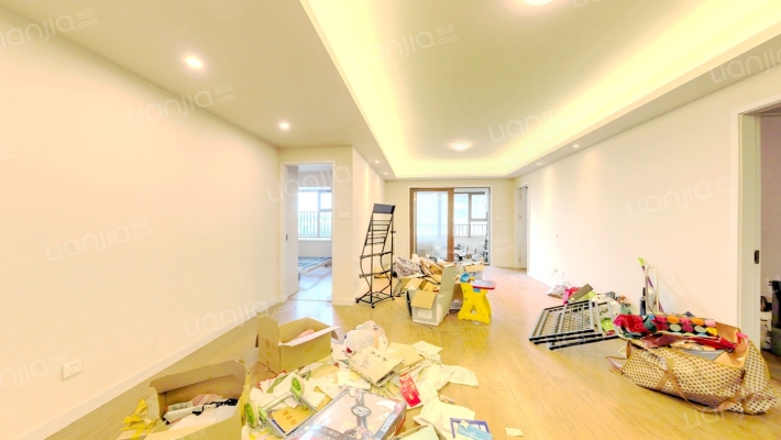 绿地海德公馆二期二手房实景图