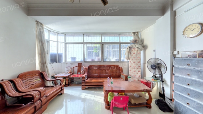 教育局宿舍二手房实景图