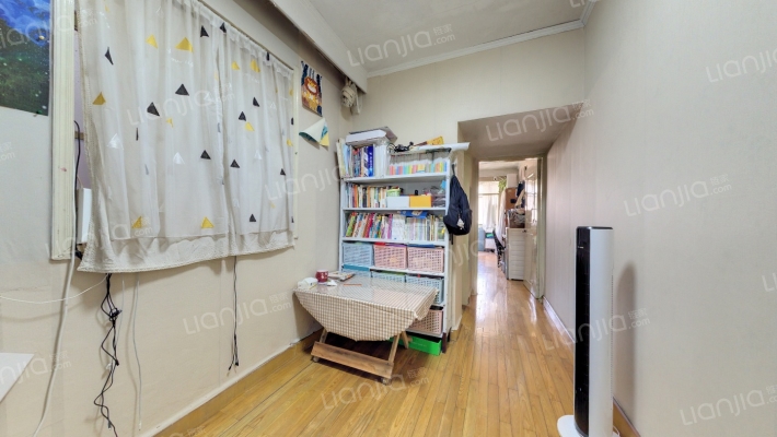 莘松五村二手房实景图